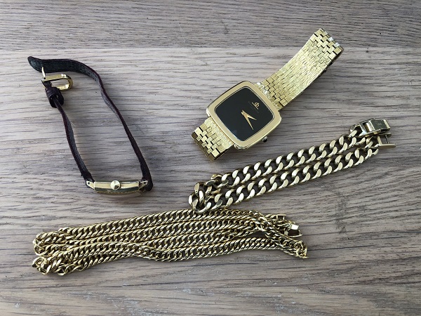 K18製喜平のネックレス、金無垢の時計